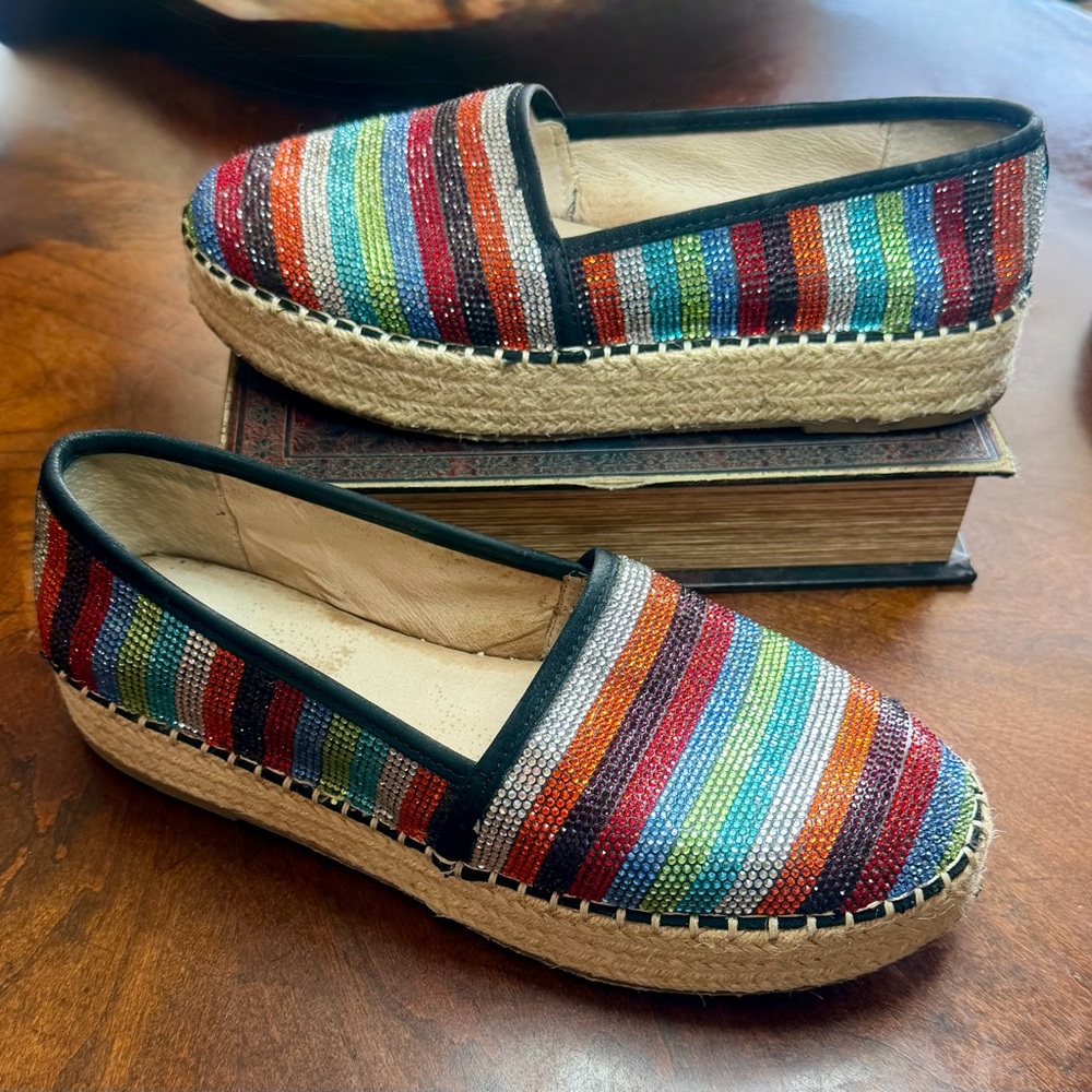 Gianni Bini Crystal Rainbow Espadrilles
Size 8.5M